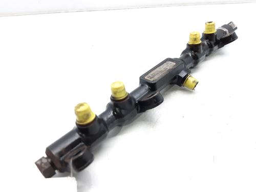Injection rail FORD MONDEO III Saloon (B4Y) 2.0 16V TDDi / TDCi | BP7296782M98 