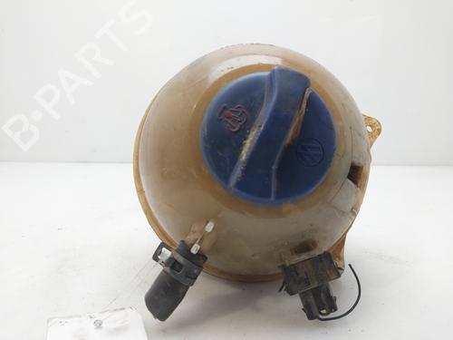 Used Expansion tank VW TRANSPORTER T4 Van (70A, 70H, 7DA, 7DH) 1.9 TD (68 hp) 17902785