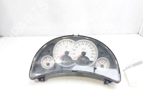Used Instrument cluster OPEL CORSA C (X01) 1.2 Twinport (F08, F68) (80 hp) 18033758