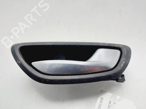 Høyre foran invendig håndtak RENAULT MEGANE IV Hatchback (B9A/M/N_) 1.3 TCe 115 (B9N9) (116 hp) 24292947
