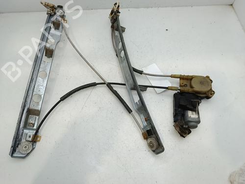 Rudehejsemekanisme ventre foran RENAULT MEGANE II Estate (KM0/1_) 2.0 (135 hp) 30851974