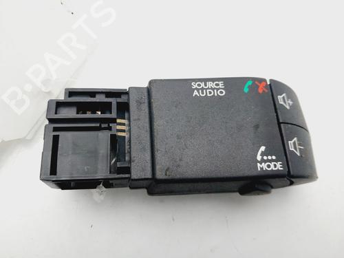 switch-renault-laguna-ii-bg01_-2001-2002-2003-2004-2005-2006-2007-31939028 main image