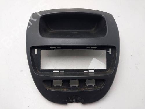 Used Middle console Middle console CITROËN C1 (PM_, PN_) 1.4 HDi (54 hp) 39751786 39751786