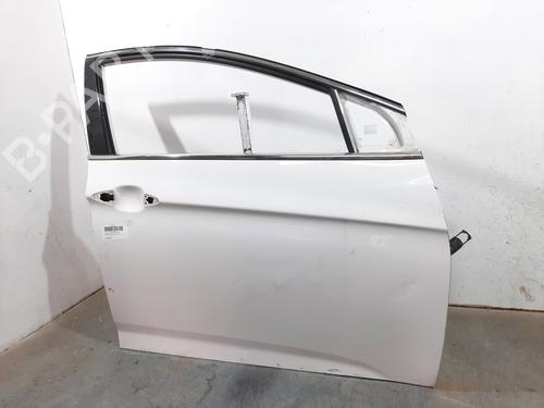 Right front door HYUNDAI i40 I (VF) 1.7 CRDi | BP9417843C3 