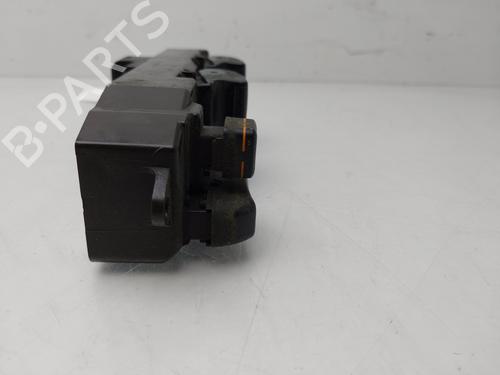 Interrupteur de vitre avant gauche TOYOTA HILUX VII Pickup (_N1_, _N2_, _N3_) | BP30831477I27