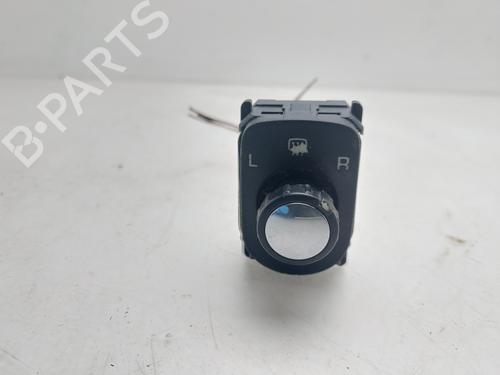 Commande retroviseurs Commande retroviseurs VW TOUAREG (7LA, 7L6, 7L7) [2002-2013] 36319570 36319570