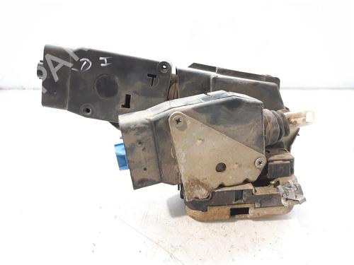 Used Rear left lock VOLVO S40 I (644) 1.9 DI (95 hp) 8672465