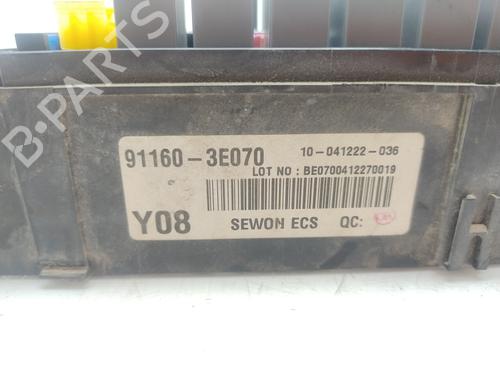 Fuse box KIA SORENTO I (JC)  | BP25029865E1 