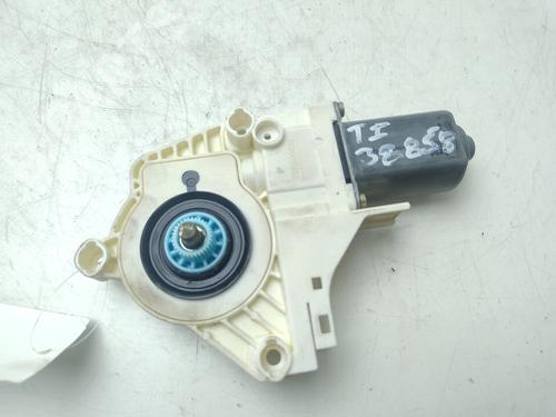 Used Left rear window motor LAND ROVER DISCOVERY III (L319) [2004-2009]  30927267