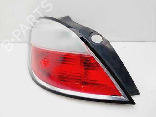 Used Left taillight OPEL ASTRA H (A04) [2004-2014]  32736776