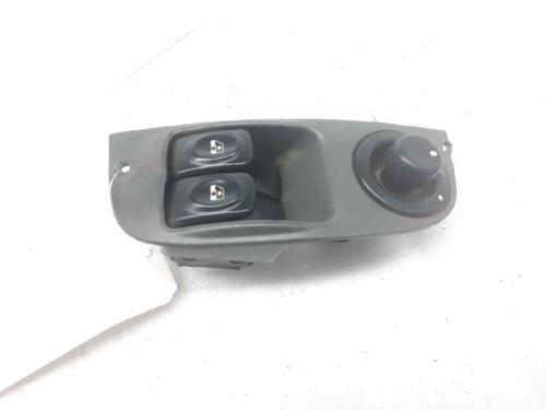 Used Left front window switch RENAULT MEGANE I (BA0/1_) 1.6 e (BA0F, BA0S) (90 hp) 5391863