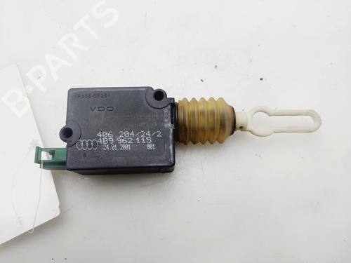 Used Electronic module AUDI A3 (8L1) 1.9 TDI (110 hp) 31800103