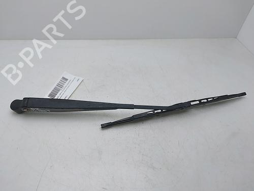 Used Front windshield wiper arm Front windshield wiper arm MITSUBISHI GALLOPER (JK-01) [1998-2003] 33411645 33411645