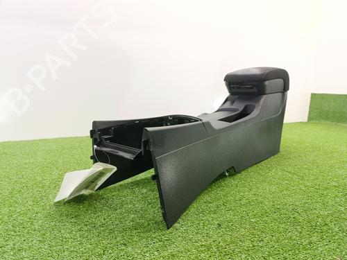 Armrest / Center console MITSUBISHI LANCER VIII Sportback (CX_A) 2.0 DI-D (CX8A) | BP32991619I20  - Image 8