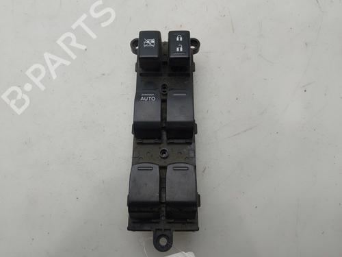 Comutador vidro frente esquerdo Comutador vidro frente esquerdo SUZUKI SWIFT IV (FZ, NZ) 1.3 DDiS (AZG413D, ZC02S, ZC92S) (75 hp) 35805815 35805815