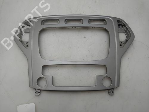 Console centrale Console centrale FORD MONDEO IV (BA7) [2007-2015] 36339922 36339922