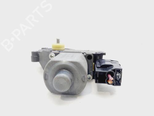 Right front window motor FORD FIESTA VI (CB1, CCN)  | BP26705696E20 