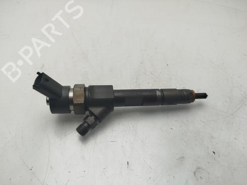injector-renault-megane-ii-saloon-lm01_-2003-32286226 main image