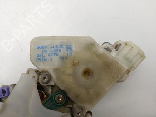 Rear right lock NISSAN X-TRAIL I (T30)  | BP30932393C99 