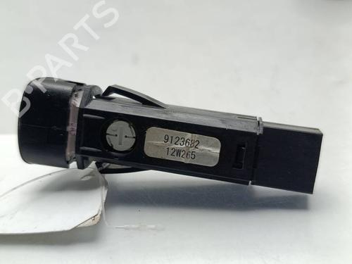 Used Warning switch Warning switch VOLVO V40 Hatchback (525) D2 (114 hp) 39993307 39993307