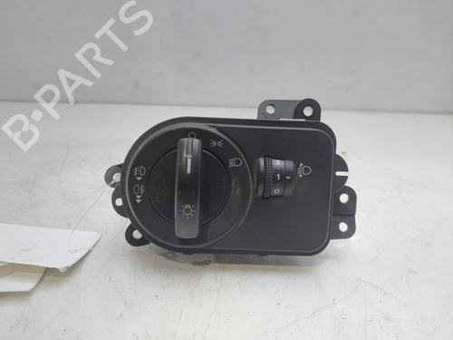 Commande de phare FORD FIESTA V (JH_, JD_) 1.4 16V (80 hp) 15658510