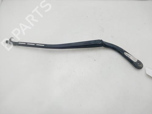 Used Front windshield wiper arm BMW 3 (E90) 320 d (163 hp) 28706075