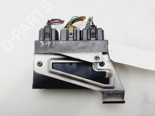 Used Comfort control module SEAT LEON (1M1) [1999-2006]  30844257