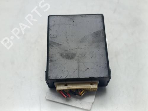 Módulo eletrónico Módulo eletrónico TOYOTA COROLLA (_E12_) 2.0 D-4D (CDE120R, CDE120L_) (110 hp) 39751312 39751312