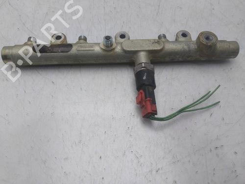 Injection rail CITROËN C5 I (DC_) 2.0 HDi (DCRHZB, DCRHZE) | BP38743869M98 - Image 2
