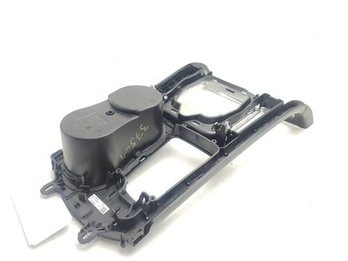 Middle console MERCEDES-BENZ C-CLASS (W205) C 220 BlueTEC / d (205.002, 205.004) | BP31026630I22