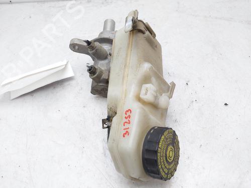 Used Brake master cylinder TOYOTA AURIS (_E15_) [2006-2012]  13476589