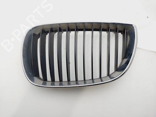 Używane Atrapa chłodnicy / Grill BMW 1 (E87) 118 d (122 hp) 30658975