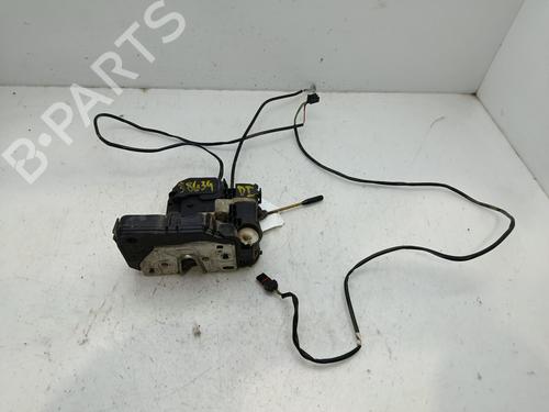 Used Front left lock MERCEDES-BENZ C-CLASS (W203) [2000-2007]  31968234