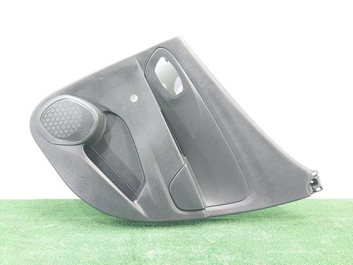 Guarnecido puerta trasera derecha RENAULT CLIO III (BR0/1, CR0/1) 1.2 16V (BR02, BR0J, BR11, CR02, CR0J, CR11) (75 hp) 829A03437R  | 62.186 KMS | 5 PUERTAS |