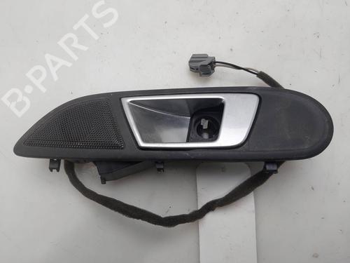 Puxador interior frente esquerdo Puxador interior frente esquerdo 39139359 39139359
