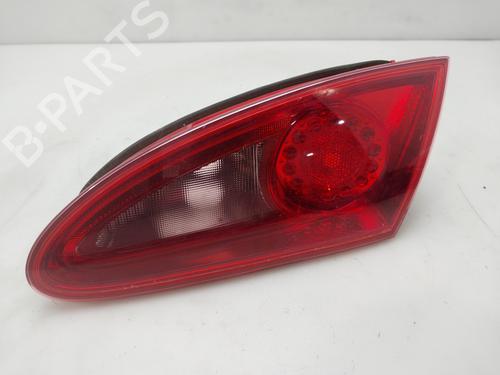 Feu de coffre droit SEAT LEON (1P1) 1.6 (102 hp) 32749975