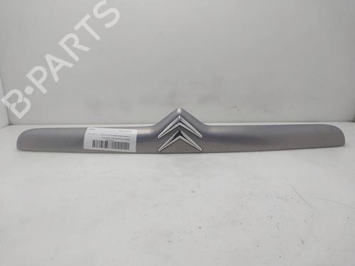 Used Tailgate handle Tailgate handle 39610631 39610631
