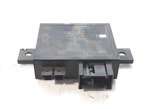 Used Comfort control module MERCEDES-BENZ E-CLASS (W210) E 220 D (210.004) (95 hp) 9225184