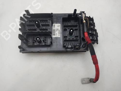 Sikringsdose Sikringsdose OPEL ASTRA J (P10) [2009-2016] 39881600 39881600