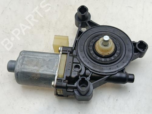 Used Right front window motor Right front window motor AUDI A3 Limousine (8VS, 8VM) 2.0 TDI (150 hp) 35736626 35736626