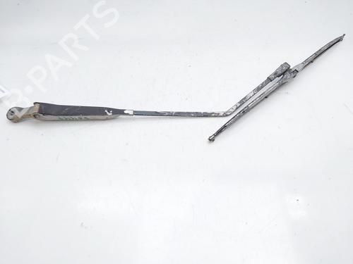 Rear windshield wiper arm MITSUBISHI PAJERO I (L04_G, L14_G) 2.5 TD (L044G, L049G) MB542221 |
