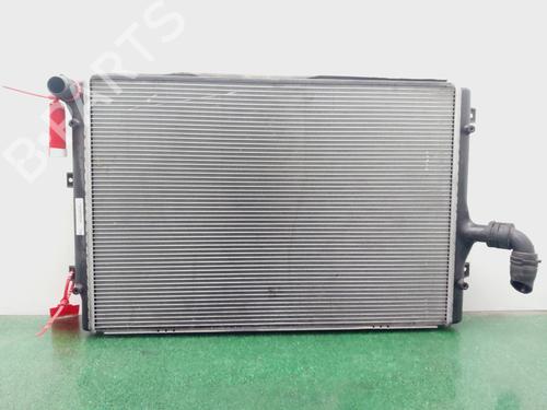 Used Water radiator AUDI TT (8J3) 2.0 TFSI (200 hp) 29904011