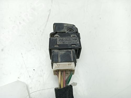 Right rear window switch KIA SORENTO I (JC)  | BP22275721I28 