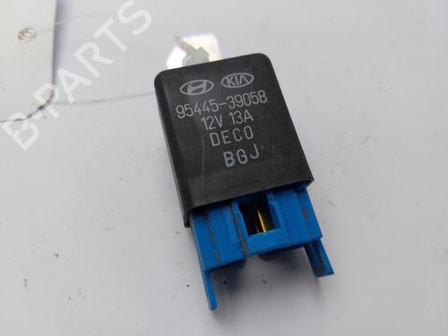 Elektronische module Elektronische module KIA CARENS III MPV (UN) 2.0 CRDi 140 (140 hp) 36911939 36911939