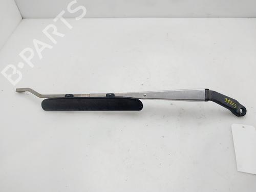 Used Front windshield wiper arm HONDA CIVIC VI Hatchback (EJ, EK) 1.4 i S (EJ9) (90 hp) 29763690