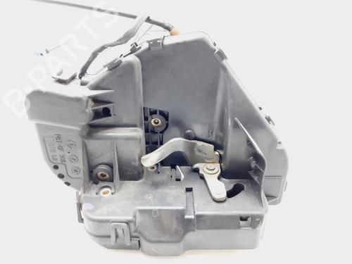 Vergrendeling links achter MERCEDES-BENZ C-CLASS (W203) C 180 Kompressor (203.046) (143 hp) 21177708