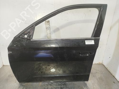 Used Left front door Left front door 39645330 39645330