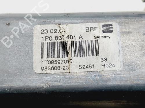 Left front window motor SEAT LEON (1P1) | BP30974414E21
