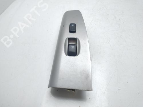 Used Right front window switch KIA SPORTAGE II (JE_, KM_) [2004-2011]  26610582