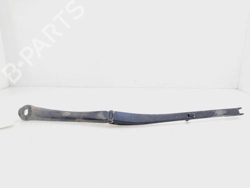 Used Front windshield wiper arm BMW 5 (E39) 525 tds (143 hp) 25870174